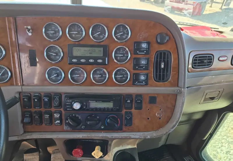 2007 Peterbilt 379 photo 67