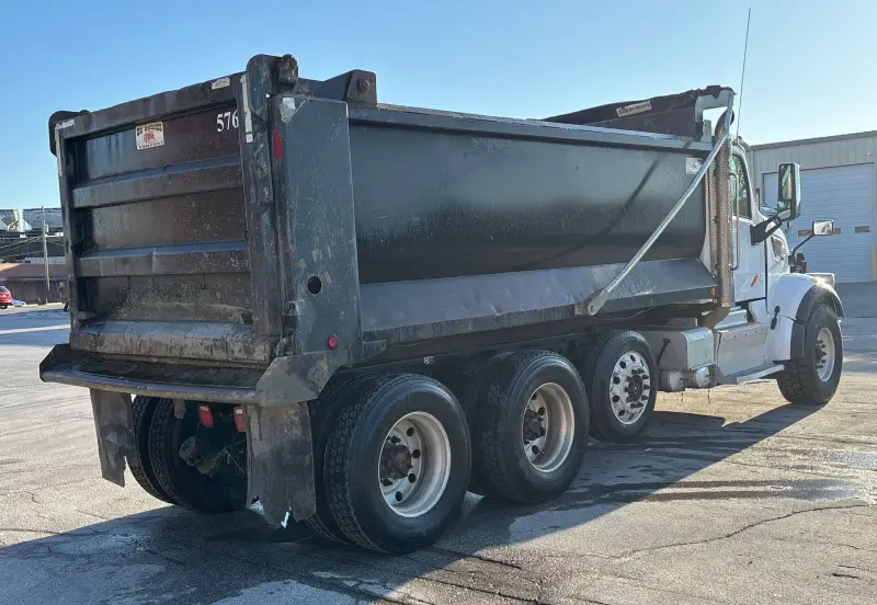 2017 Peterbilt 567 photo 5