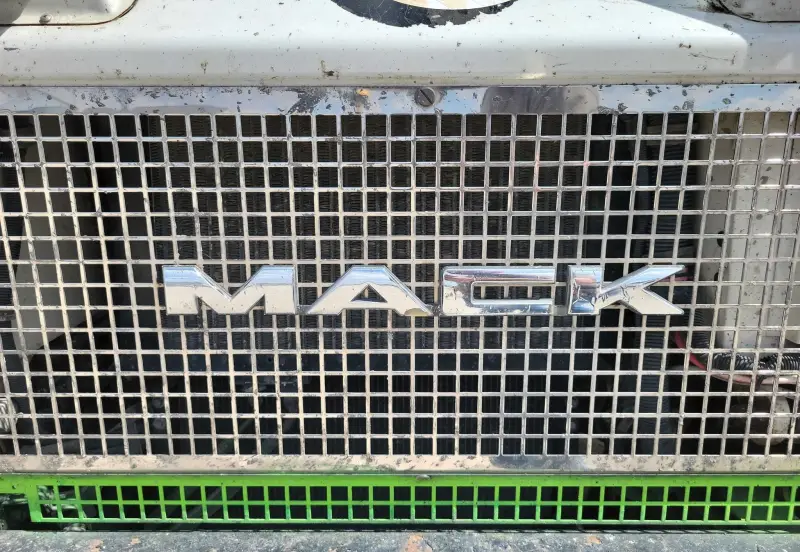 2007 Mack MR688S photo 73